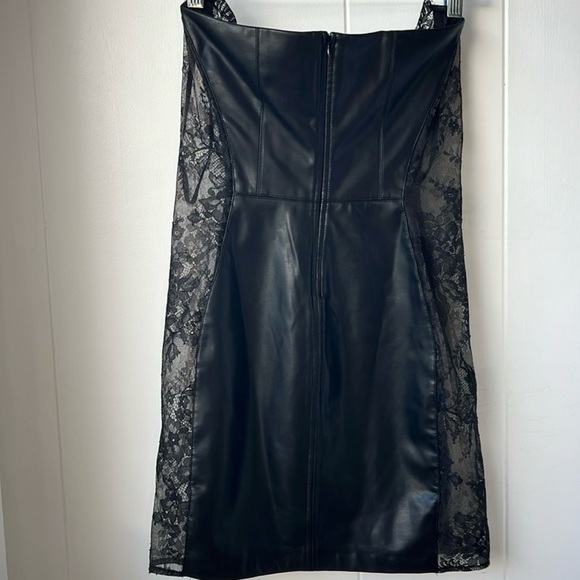 NWT Michael Costello Revolve Sadie Strapless Mini Dress Lace Faux Leather Black - Picture 5 of 5